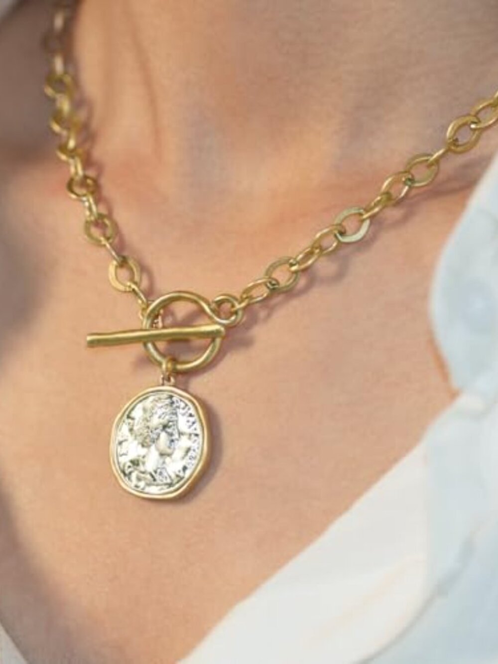 Chunky Gold Coin Pendant Necklace Trendy Layered Statement Chain for Women